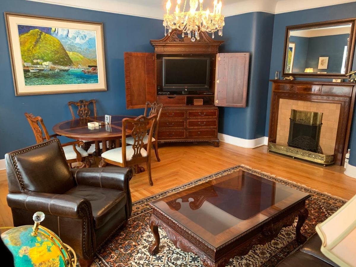 Monroe House Executive Guest Suites St. John's Bagian luar foto