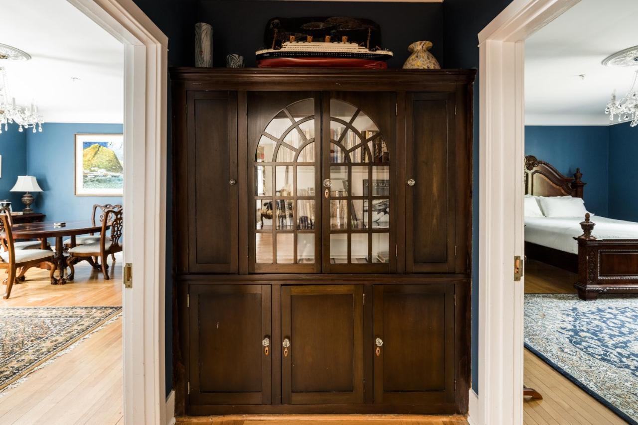 Monroe House Executive Guest Suites St. John's Bagian luar foto